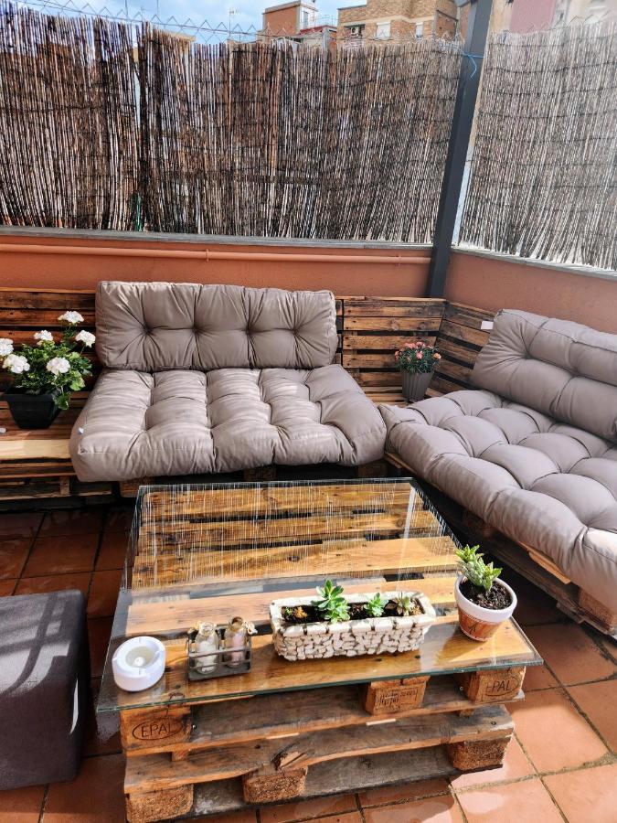 فندق Estudio Con Terraza بادالونا المظهر الخارجي الصورة